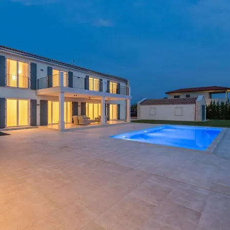 Borgonja By Seeadria Agency *