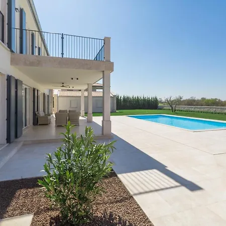 Borgonja By Seeadria Agency Vila